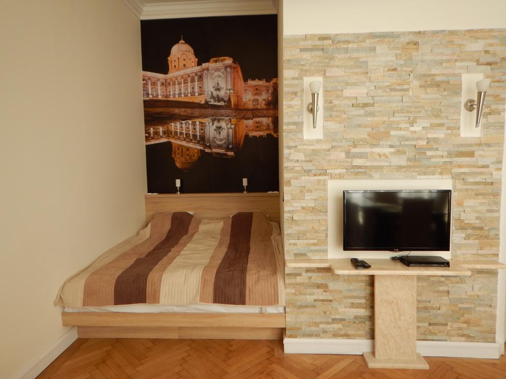 All In Apartman Budapest Room photo